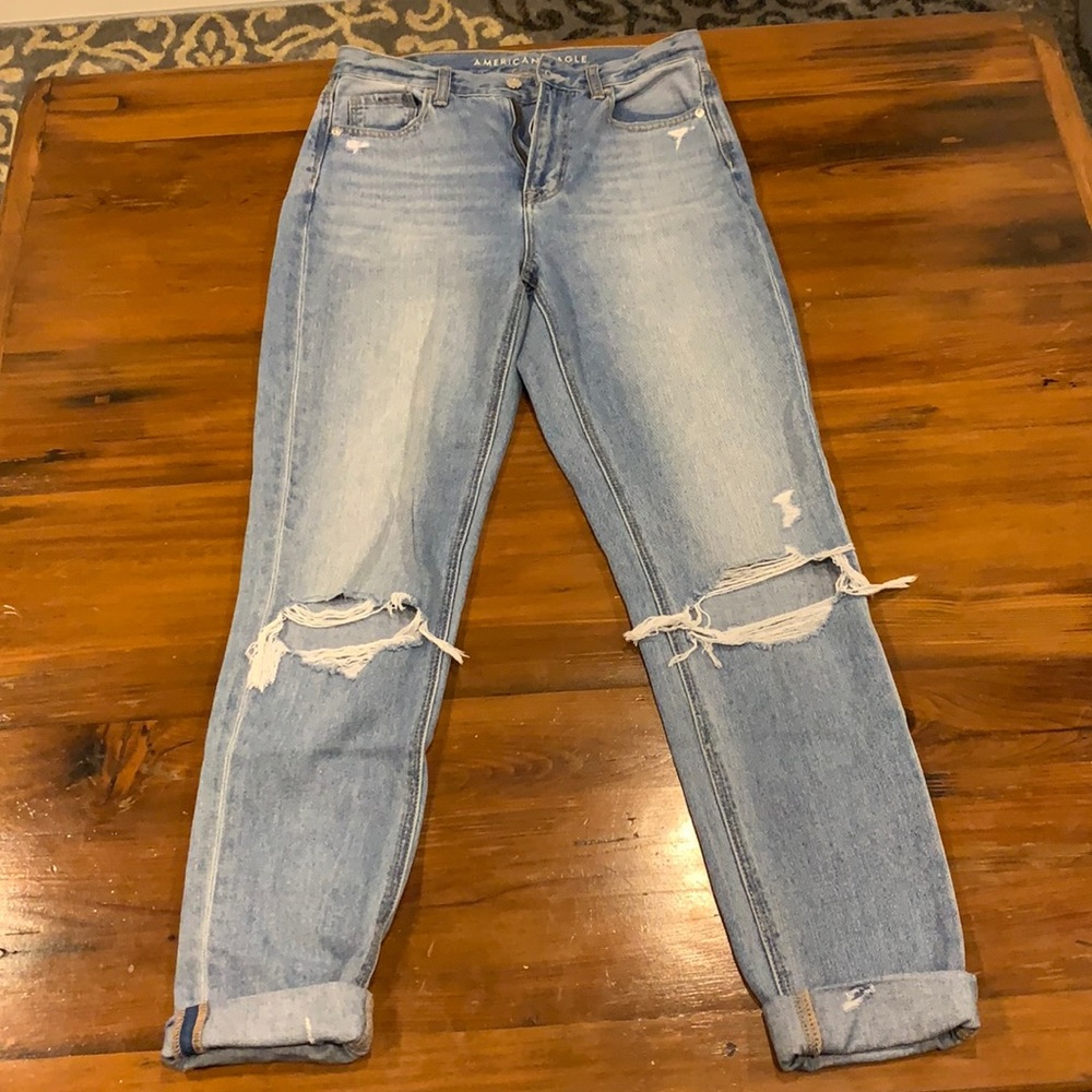 American Eagle mom jeans